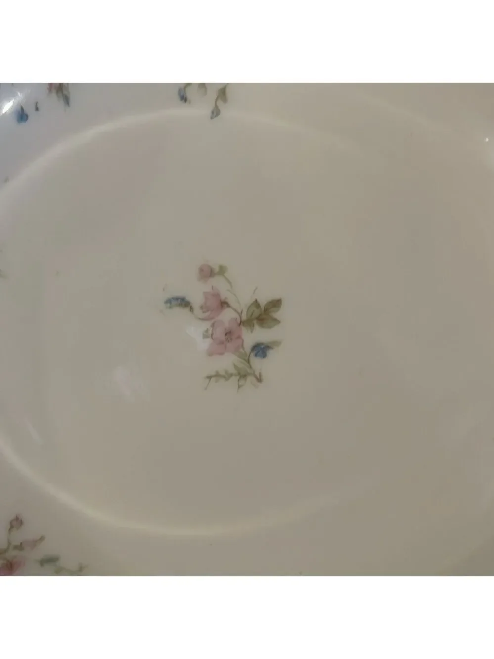 Set of 4 Haviland & Co. Limoges 7 3/8” shallow bowls
